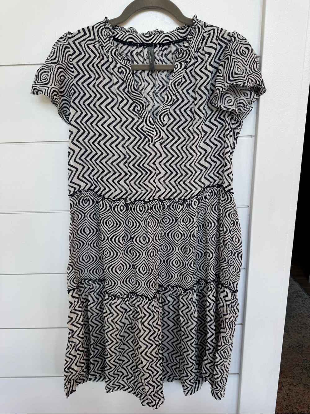 Anthropologie Penrose Tiered Tunic Dress
Size Small
